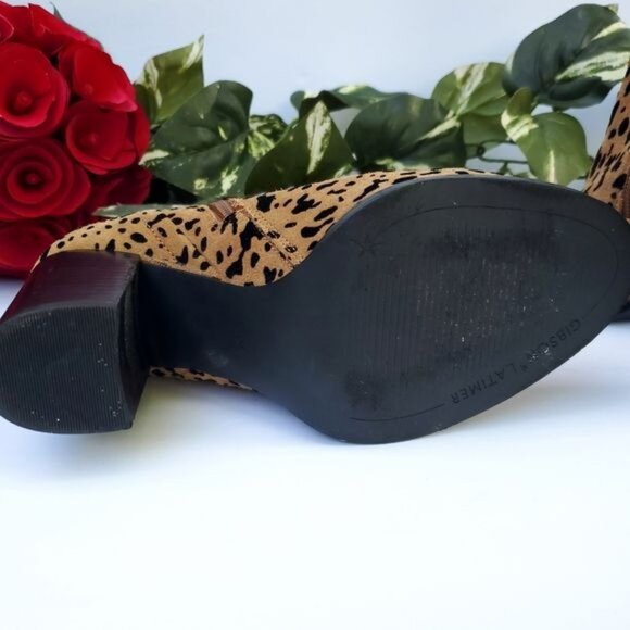 Animal Print Booties Cheetah Leopard Leather Boots Ankle Boho Fall Favroite - Picture 5 of 7